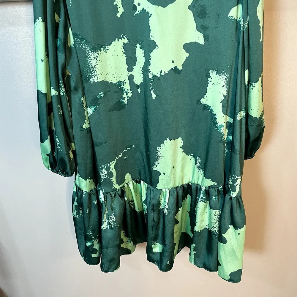 Alexis x Target Green Long Sleeve Dress in Green Tropical Print Size 2X - Picture 15 of 16